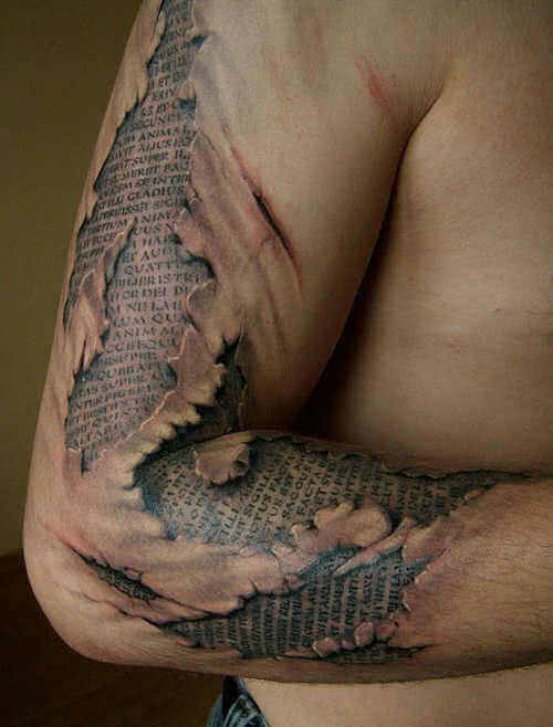 Tattoo Buch unter der Haut