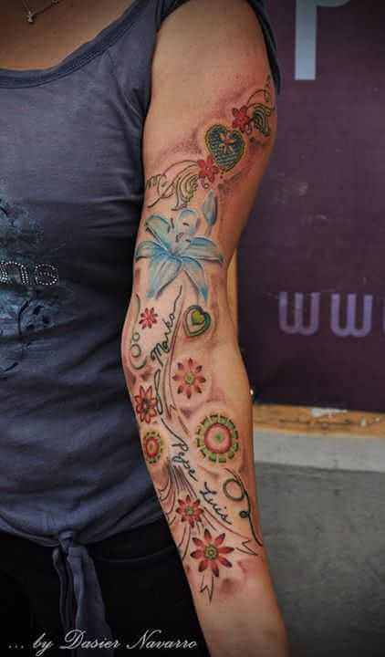 Flower Tattoo mit Namen