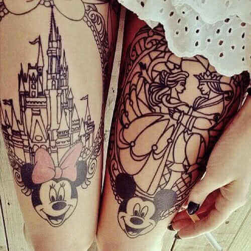 Minnie und Mickeymaus Bein Tattoo