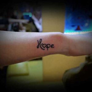 Schriftzug Hope