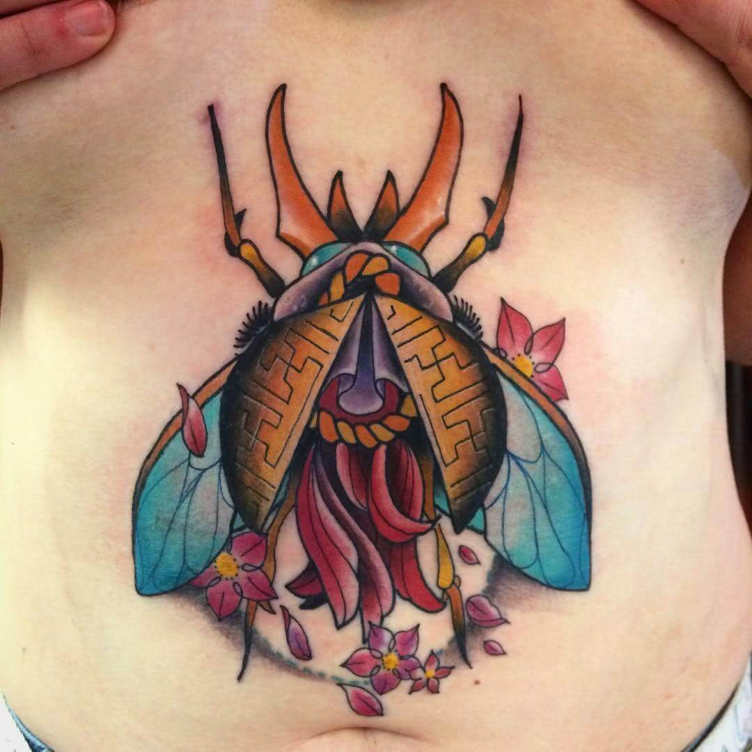 Tattoo abstrakter Käfer