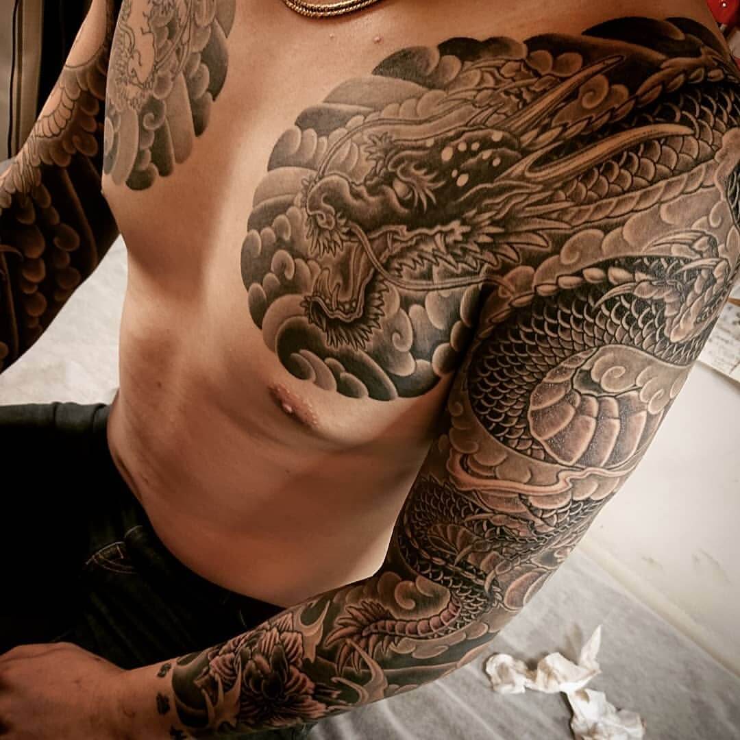 Tattoo Armsleeve chinesischer Drache