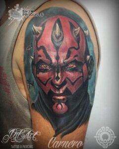 Darth Maul auf dem Oberarm