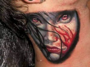 Gesicht mit Blut