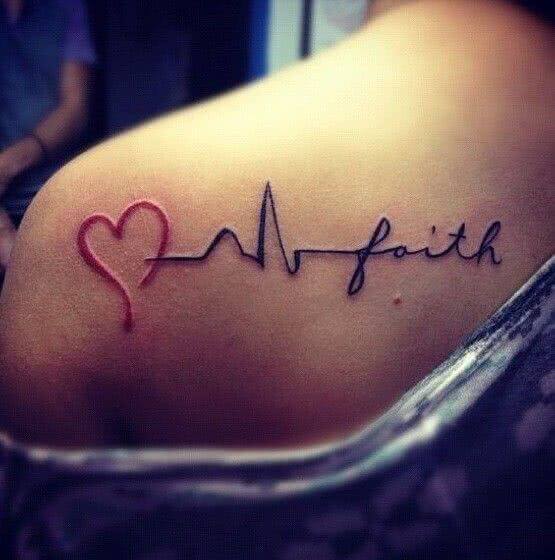 Tattoo Herzschlag mit Herz