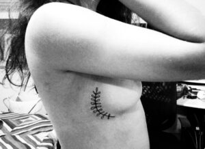 kleines florales Tattoo