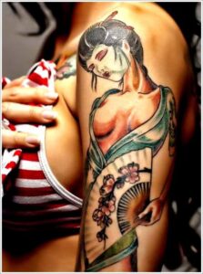 Lassive asiatische Frau