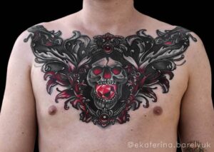 Totenkopf auf Brust Chestpiece