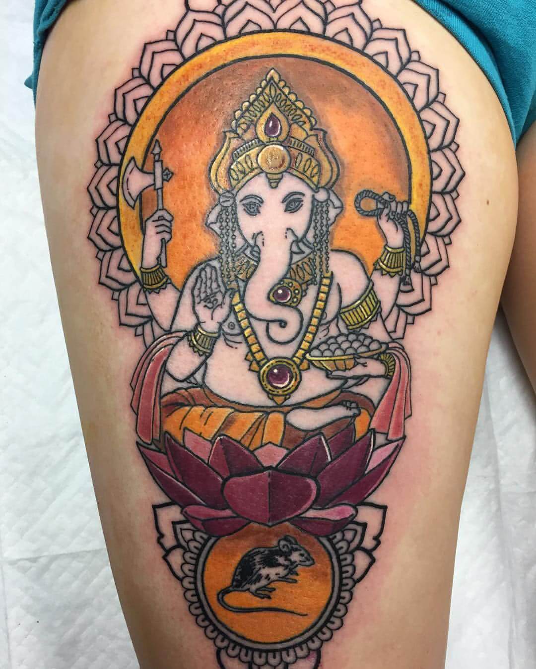 Traditionelles Ganesha Tattoo