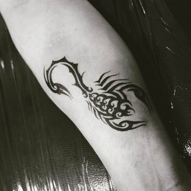 Tattoo Tribal Skorpion