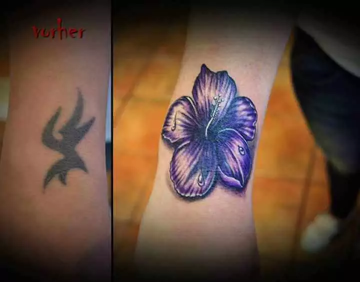 Cover up Unterarm Tattoo Blume