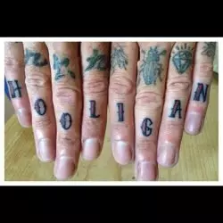 Oldschool Hooligan Finger
