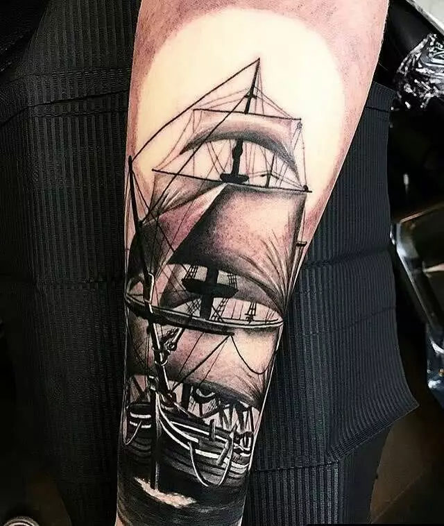 Piratenschiff auf dem Unterarm